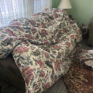 VINTAGE QUEEN REVERSIBLE Floral Comforter + 2 KING Shams + 1 QUEEN Bedskirt Set